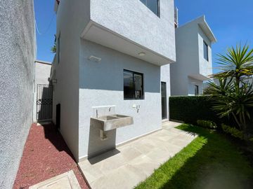 Estrena casa en una ubicación privilegiada.