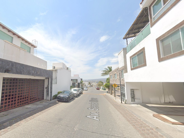 CASA EN CONDOMINIO - VENTA - GARANTIA HIPOTECARIA - MILENIO - QUERETARO