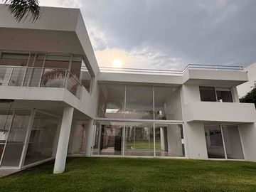 casa en renta con alberca