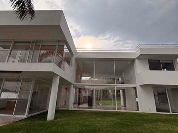 casa en renta con alberca