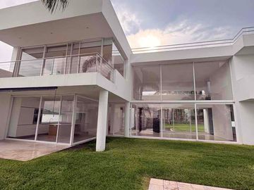 casa en renta con alberca