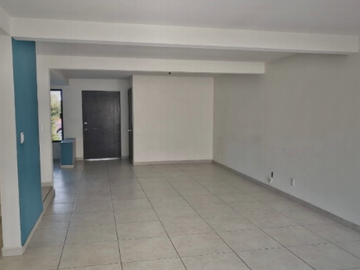 CASA DE ENTREGA INMEDIATA EN CIRCUITO MONARCA, FRACCIONAMIENTO ALTEZA CELAYA, GUANAJUATO