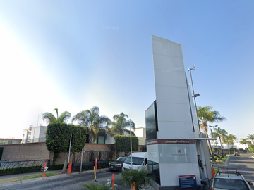 CASA EN VENTA EN FRACCIONAMIENTO LOMAS DE ANGELOPOLIS, PUEBLA.