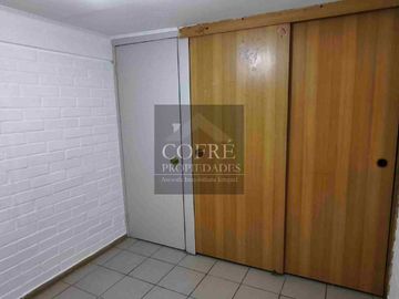 Vendo Casa de esquina 4 dormitorios