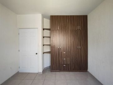 CASA DISPONIBLE DE RECUPERACION BANCARIA, FRACC ALTA CALIFORNIA, TLAJOMULCO DE ZUÑIGA, JALISCO