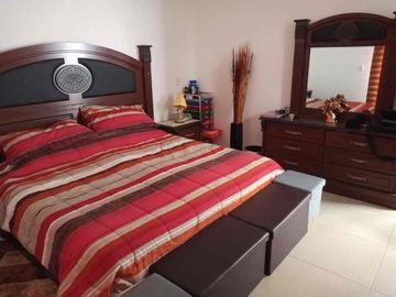 se vende casa en Fracc Lartessi en Altozano