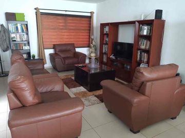 se vende casa en Fracc Lartessi en Altozano