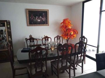 se vende casa en Fracc Lartessi en Altozano