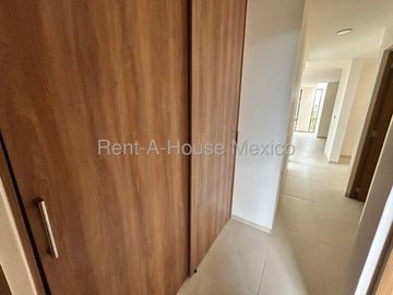 Planta alta de duplex se renta en zakia 2 recmaras 2 baños 1 auto-ver descripcion