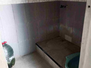 Rumah Induk dan Kosan Dekat Rsud Ngipang