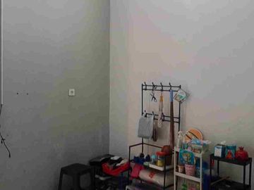 Rumah Induk dan Kosan Dekat Rsud Ngipang