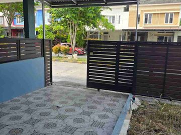 Disewakan rumah semi furnish balikpapqn regency cluster costarica
