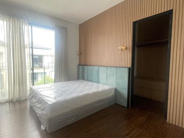 Disewakan Rumah Full Furnish Dekat Kawasan Pendidikan & Kuliner di The Zora BSD City