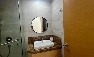 Imperium 2br with 1 parking full furnished for lease