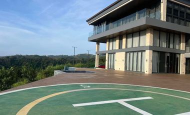 Luxury House For Sale in Splendido Subd-MC