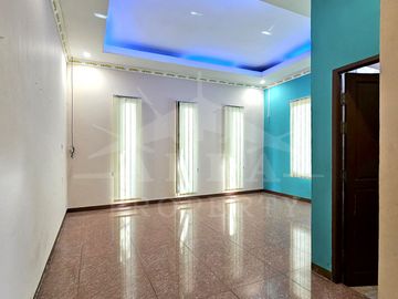 Peluang Investasi! Rumah + Tanah Luas Pusat Kota Cocok Resto & Cafe & Kantor