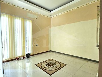 Peluang Investasi! Rumah + Tanah Luas Pusat Kota Cocok Resto & Cafe & Kantor