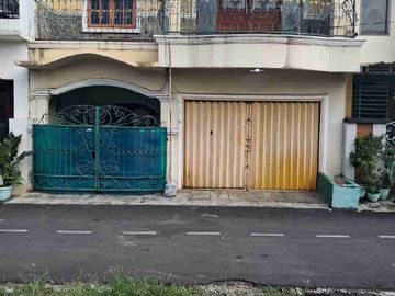 Rumah 2 Lantai Lokasi Strategis Dekat Stasiun Bekasi  Timur di Aren Jaya Bekasi Timur
