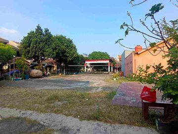 Rumah 2 Lantai Lokasi Strategis Dekat Stasiun Bekasi  Timur di Aren Jaya Bekasi Timur