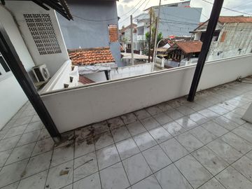 SUPER MURAH & JARANG ADA*DISEWAKAN RUMAH DIPUSAT KOTA BANDUNG BISA UNTUK USAHA & KANTOR*