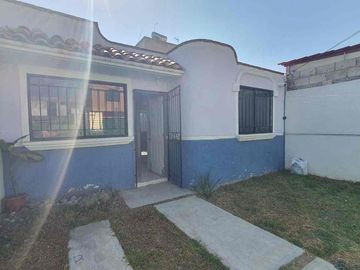 Se renta casa, Fracc Forjadores, cerca de todos los servicios. Mineral de la Reforma