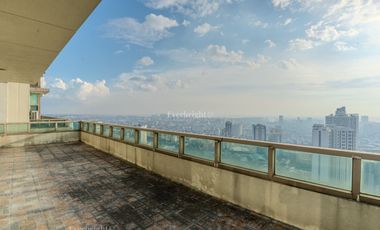 Rare Corner 3BR Unit with 4 Parking Slots For Sale - The Residences at Greenbelt