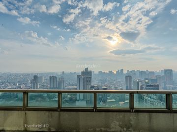 Rare Corner 3BR Unit with 4 Parking Slots For Sale - The Residences at Greenbelt