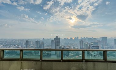 Rare Corner 3BR Unit with 4 Parking Slots For Sale - The Residences at Greenbelt