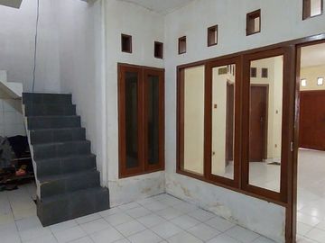 Rumah Siap Pakai One Gate System di Parakan Saat Cisaranten