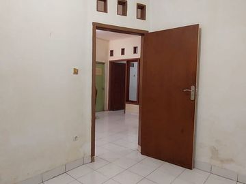 Rumah Siap Pakai One Gate System di Parakan Saat Cisaranten
