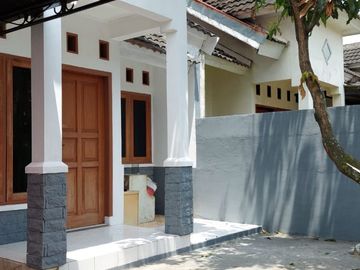 Rumah Siap Pakai One Gate System di Parakan Saat Cisaranten
