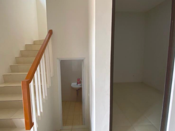 3 Kamar Tidur Rumah Perumahan Full Renovasi Cluster Kana Park Siap Huni Dekat Stasiun KRL Akses Tol Legok Parung Panjang Bogor Legok Cisauk Tangerang