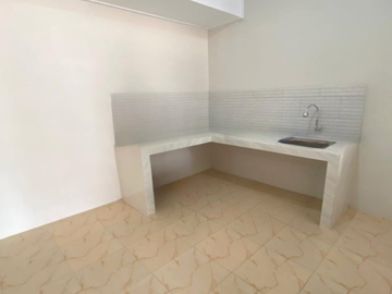 3 Kamar Tidur Rumah Perumahan Full Renovasi Cluster Kana Park Siap Huni Dekat Stasiun KRL Akses Tol Legok Parung Panjang Bogor Legok Cisauk Tangerang