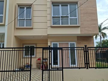 DIJUAL RUMAH BRAND NEW DI SEKTOR GADING SERPONG