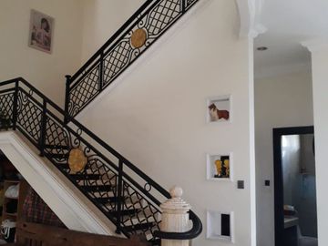 Rumah Graha Family, Surabaya Barat Dekat Citraland Pakuwon