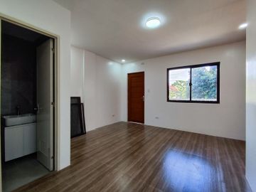 Sauyo Quezon City For Sale Modern 2 Storey Duplex Townhouse 3 Bedrooms near FEU RG
