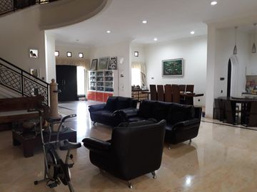 Rumah Graha Family Harga bisa Nego di Kawasan Elit