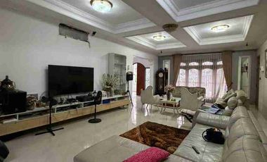 Dijual rumah semi furnished lokasi strategis di duta harapan Bekasi utara