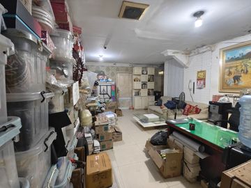 DIJUAL CEPAT BANGUNAN 1 LANTAI DI PINGGIR JALAN PENGGILINGAN