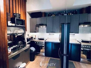 For Sale 2 Bedroom in Fairways Tower, Taguig City