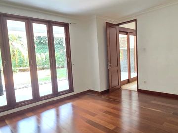 DISEWAKAN RUMAH – MALEO, BINTARO JAYA SEKTOR 9
