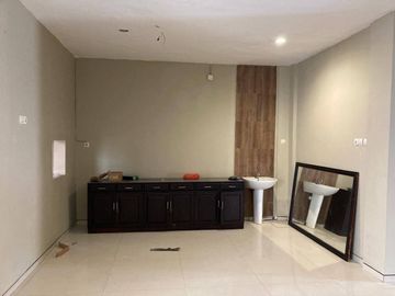 RUMAH KUTISARI INDAH UTARA SURABAYA SEMI FURNISH BARU RENOV