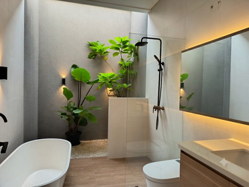 Rumah Mewah Giri Loka BSD – Semi Furnished, Lingkungan Tenang & Asri
