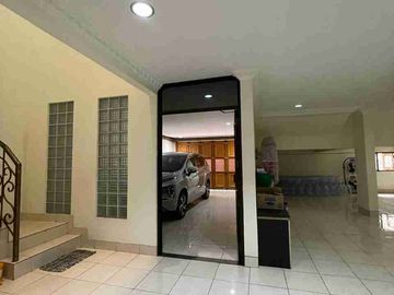 JUAL RUMAH WALET INDAH PIK1 CLASSIC STYLE FULLY FURNISHED