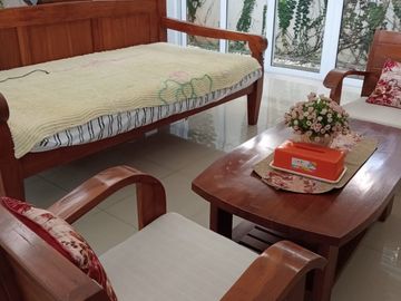 Dijual Rumah Taman Semanan Indah Hook LT 192M2, Utara, Ada Taman!