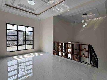 Rumah Klasik Modern