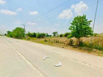 𝐑𝐔𝐒𝐇 𝐒𝐀𝐋𝐄: PRIME FLAT RAW LAND IN TARLAC CONNECTING CAPAS-BOTOLAN HIGHWAY