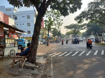 Di Jual Ruko 2 Lantai  Boulevard Graha Raya Depan Cluster Anggrek Loka