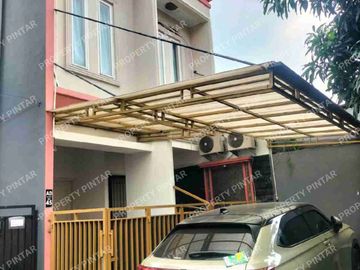 DI JUAL RUMAH MURAH 2 LANTAI DLM CLUSTER DI CONDET JAKARTA TIMUR