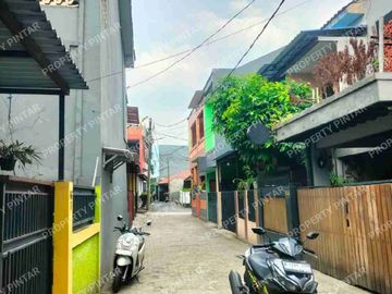 DI JUAL RUMAH MURAH 2 LANTAI DLM CLUSTER DI CONDET JAKARTA TIMUR